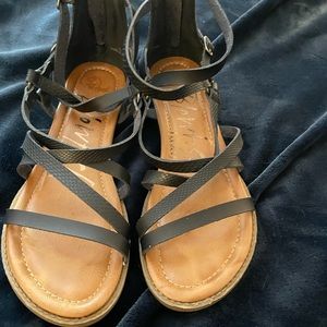 Blowfish Women’s Gladiator Sandals Size 10